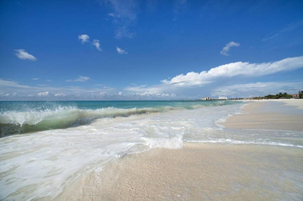 Breath Taking Beach Front Views Condo Eagle Beach Palm Beach Dış mekan fotoğraf